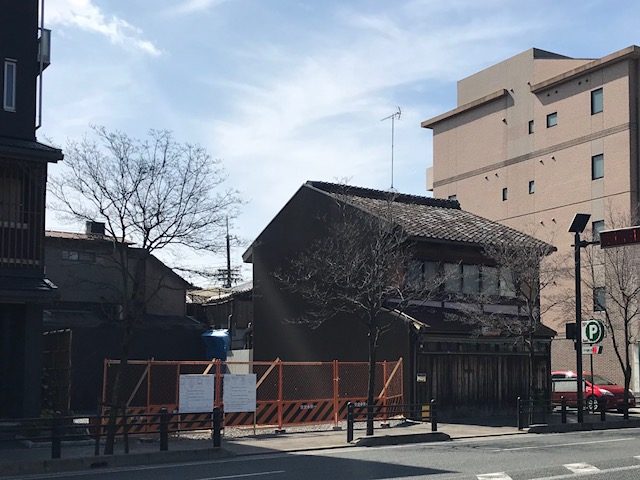 東山区三条ホテル1