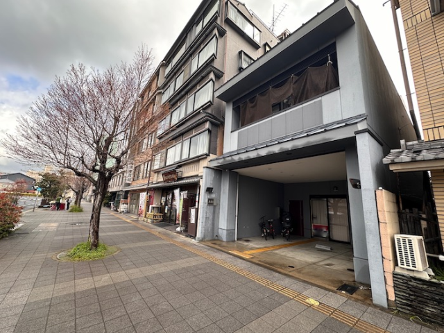 東医ビル１階店舗：京都での新たな...