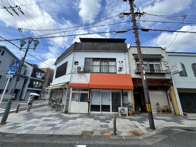 北大路駅エリア、広さ25.50m2の貸店...