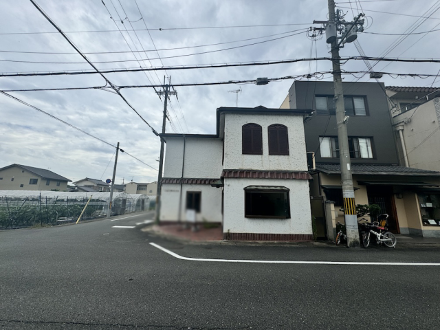 【事業用】レトロ感溢れる店舗住宅―...