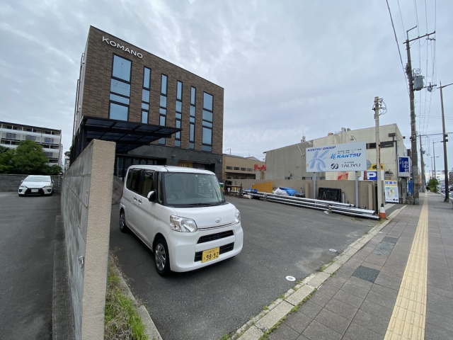 京都市南区の鉄骨造3階建ての店舗事...