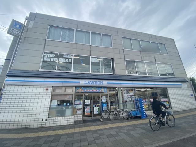 大通りに面するビル3階店舗！学習教...