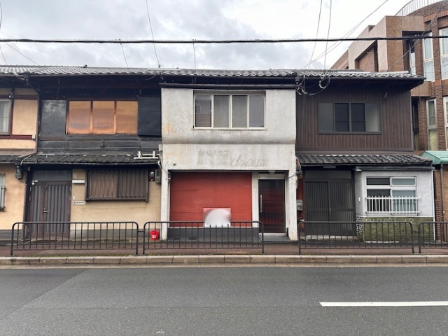 東九条西札辻町店舗戸建の魅力を紹介