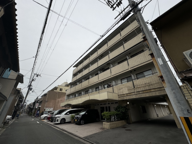 「京都下京区の利便性高い商業スペ...