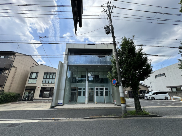 五条通り沿いの便利な店舗・事務所...