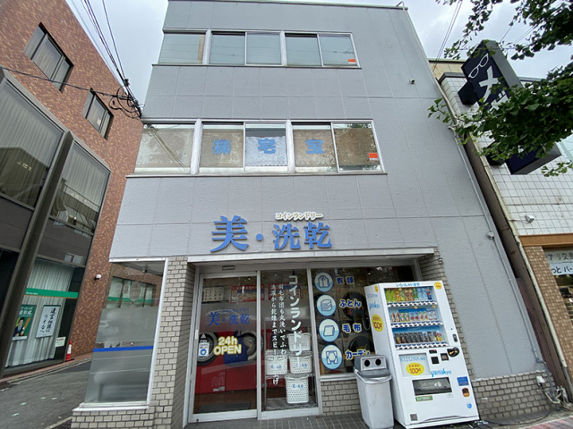 賃料たいへん魅力的なビル3階店舗！...