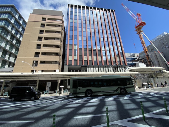 四条烏丸駅から徒歩1分の貸事務所