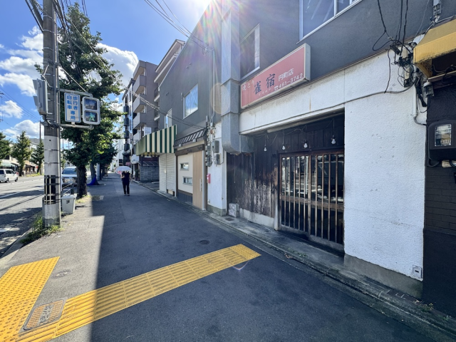 中京区西ノ京伯楽町の木造店舗